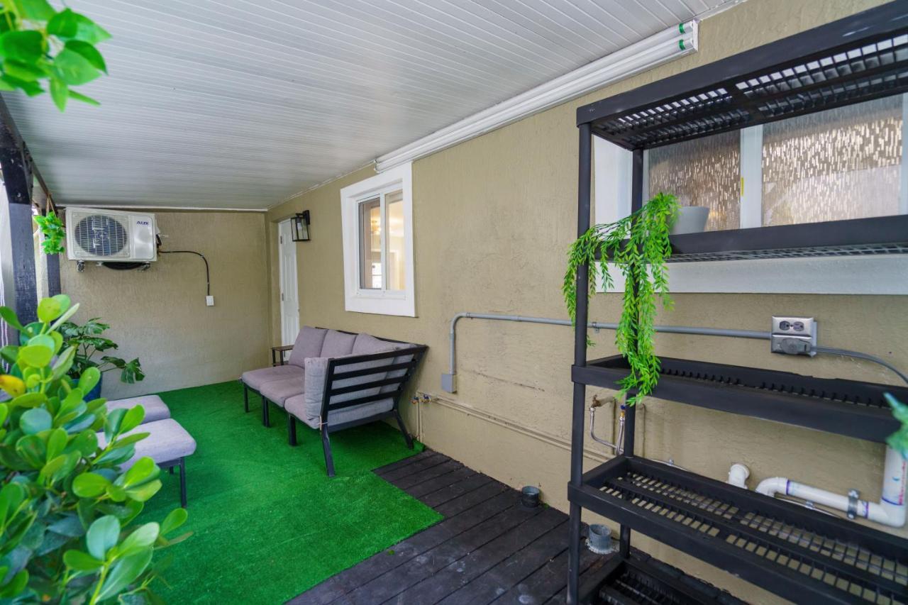 Renovated 2 Bd Home W/ Private Parking, Gallery & W/D Miami Exteriér fotografie