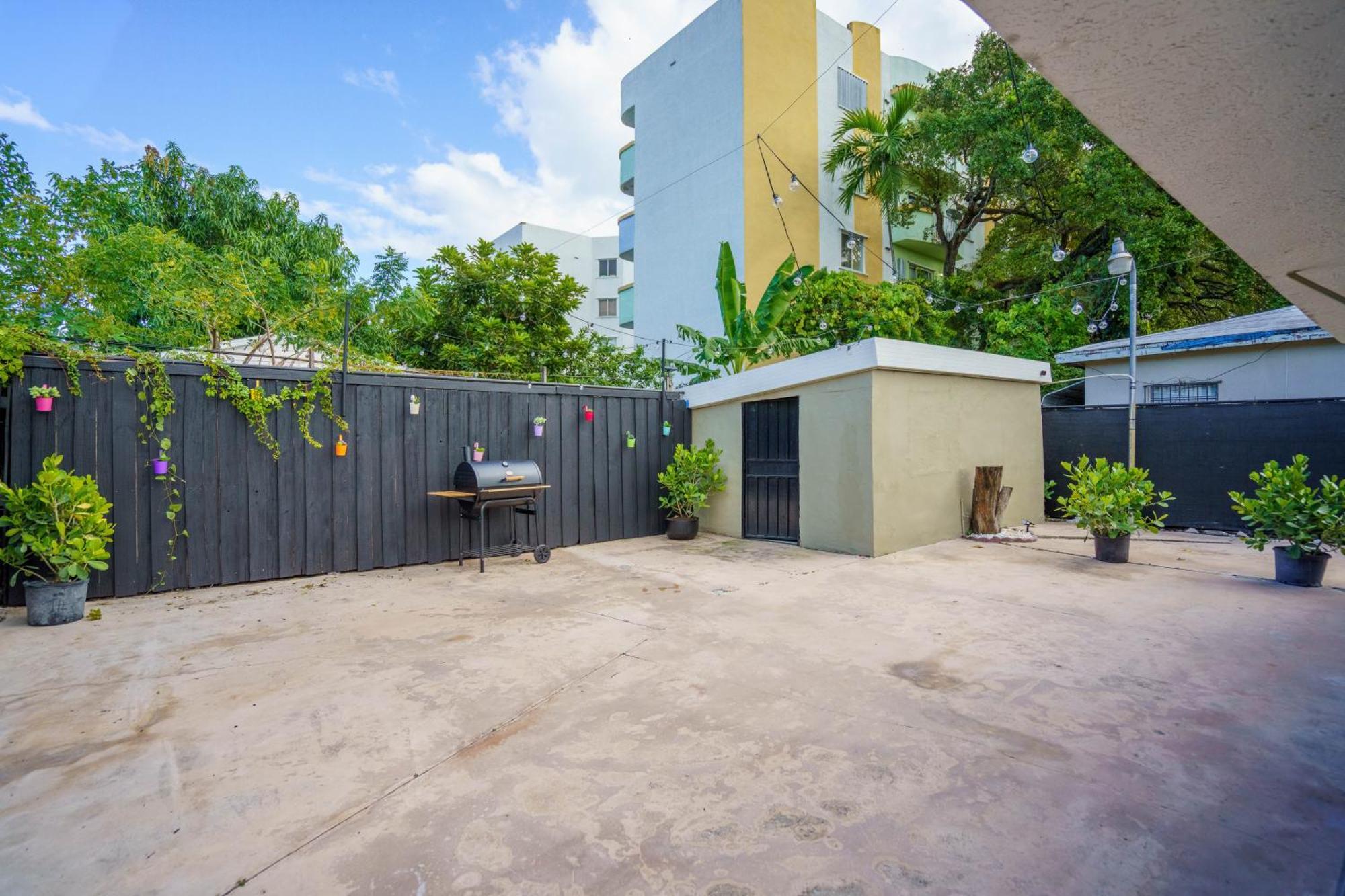 Renovated 2 Bd Home W/ Private Parking, Gallery & W/D Miami Exteriér fotografie